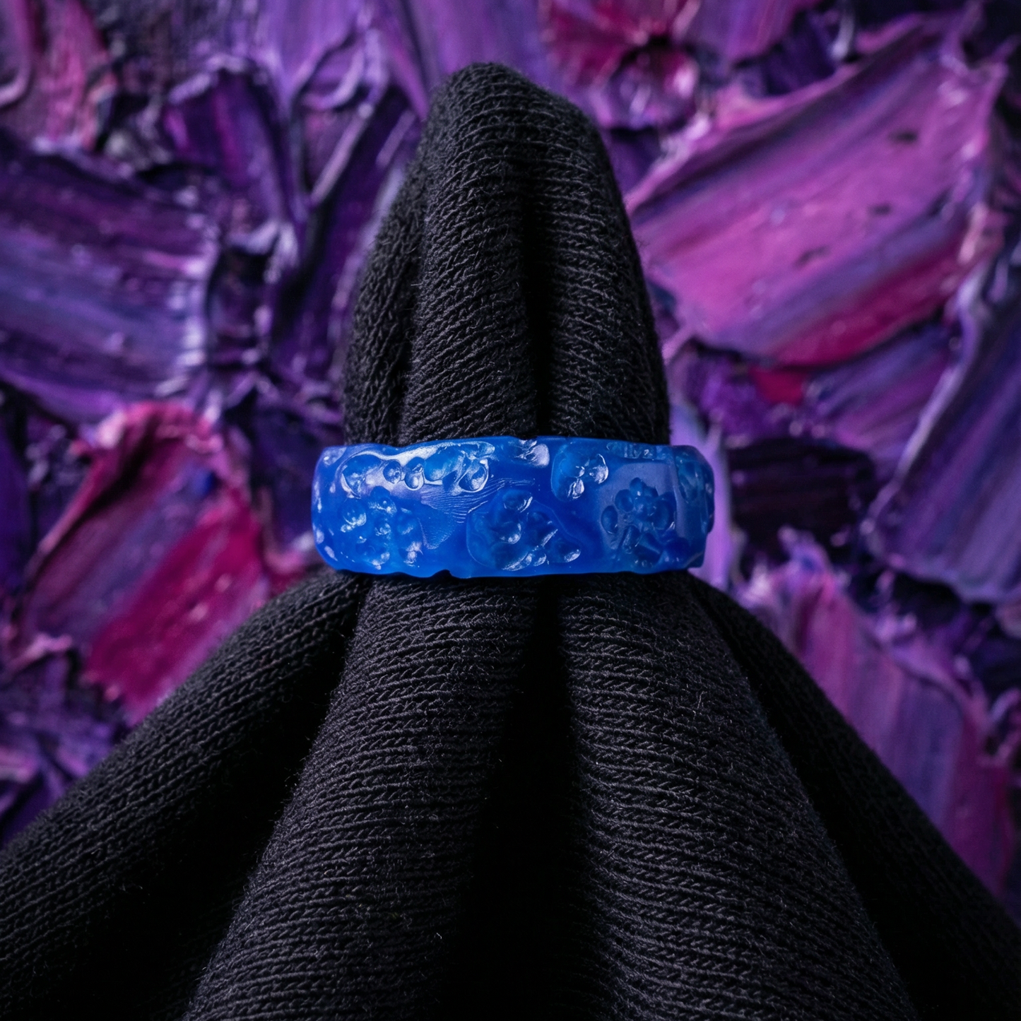 R10: The Pitted Core