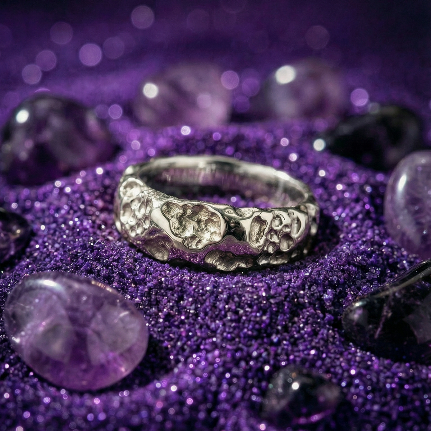 R10: The Pitted Core